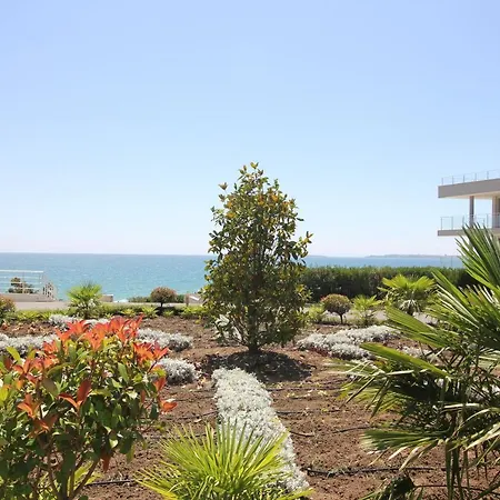 Two Bedroom In Saint Vlas. Siana 3 Apartment
