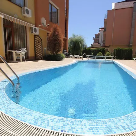 Apartment Two Bedroom In Saint Vlas. Siana 3
