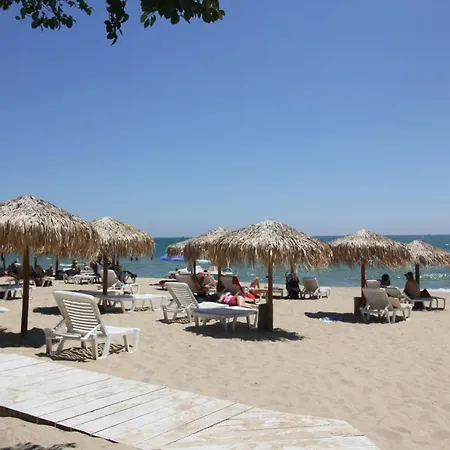 Two Bedroom In Saint Vlas. Siana 3 Apartment