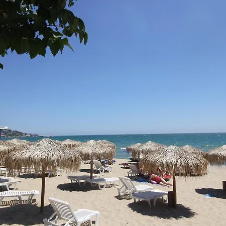 Apartment Two Bedroom In Saint Vlas. Siana 3 *