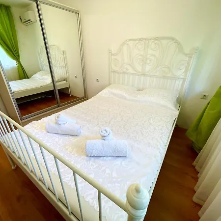 Two Bedroom In Saint Vlas. Siana 3 Sweti Wlas