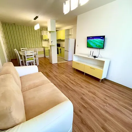 Two Bedroom In Saint Vlas. Siana 3 Apartment Sweti Wlas