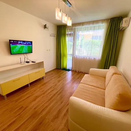 Two Bedroom In Saint Vlas. Siana 3 Apartment Sweti Wlas